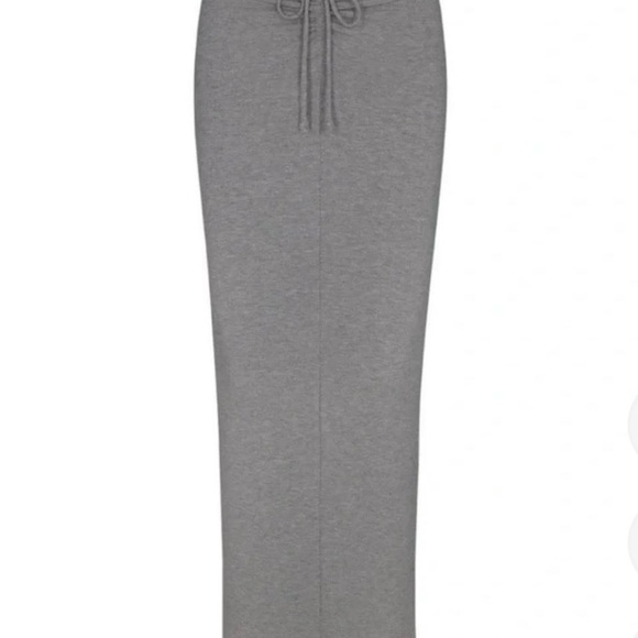 SKIMS Heather Gray Maxi Skirt - Picture 2 of 4